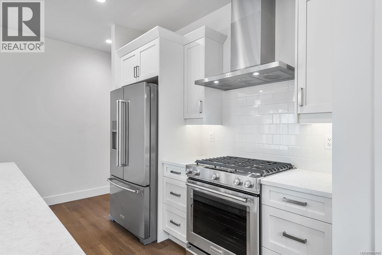 908 Ridgeline Blvd, Parksville