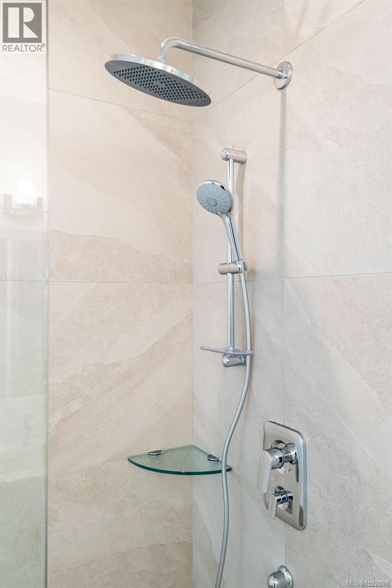 908 Ridgeline Blvd, Parksville