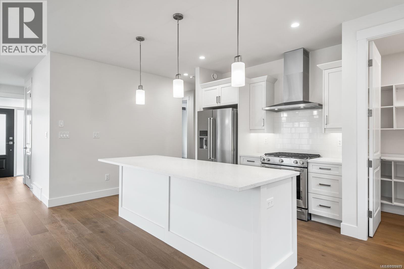 908 Ridgeline Blvd, Parksville