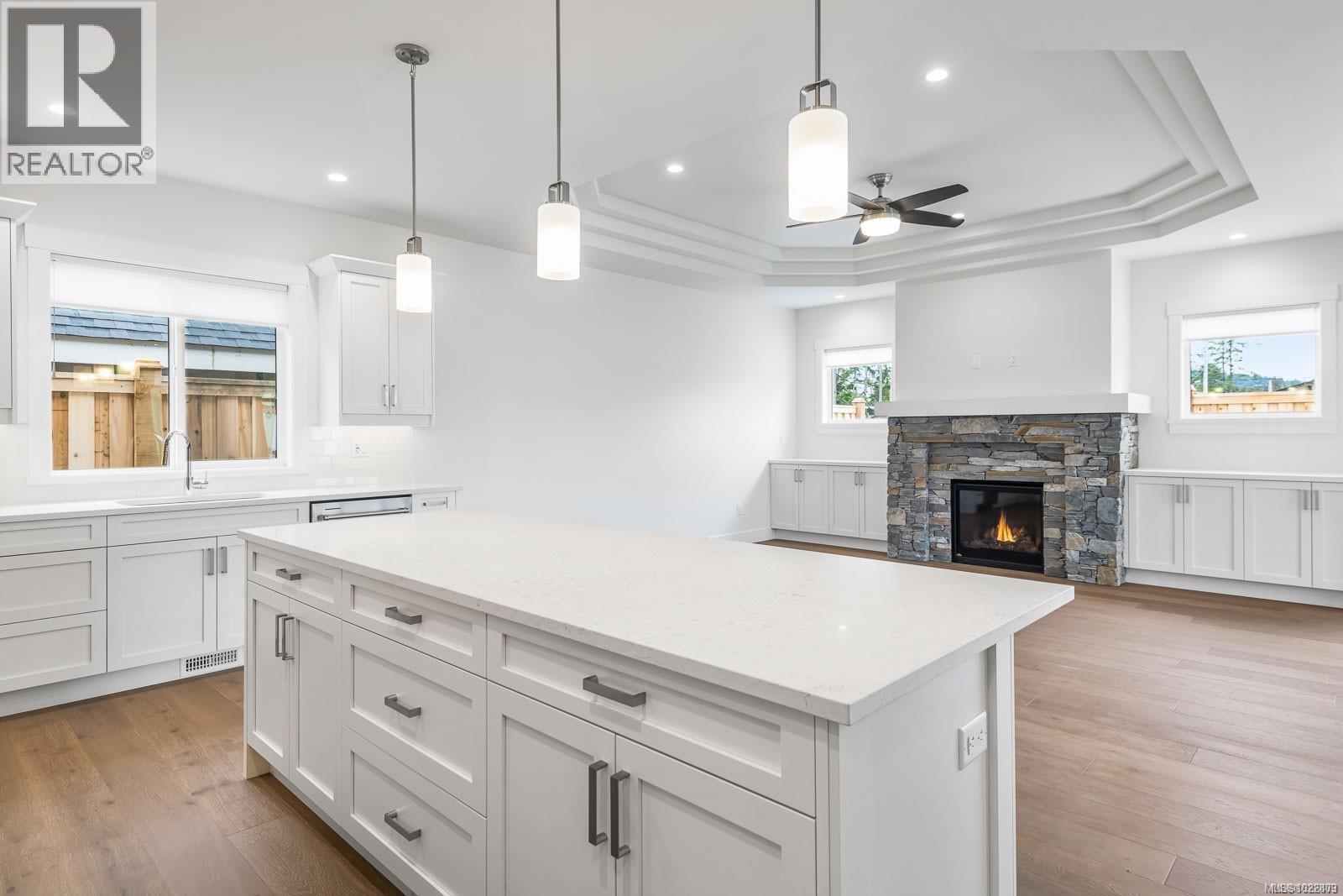 908 Ridgeline Blvd, Parksville