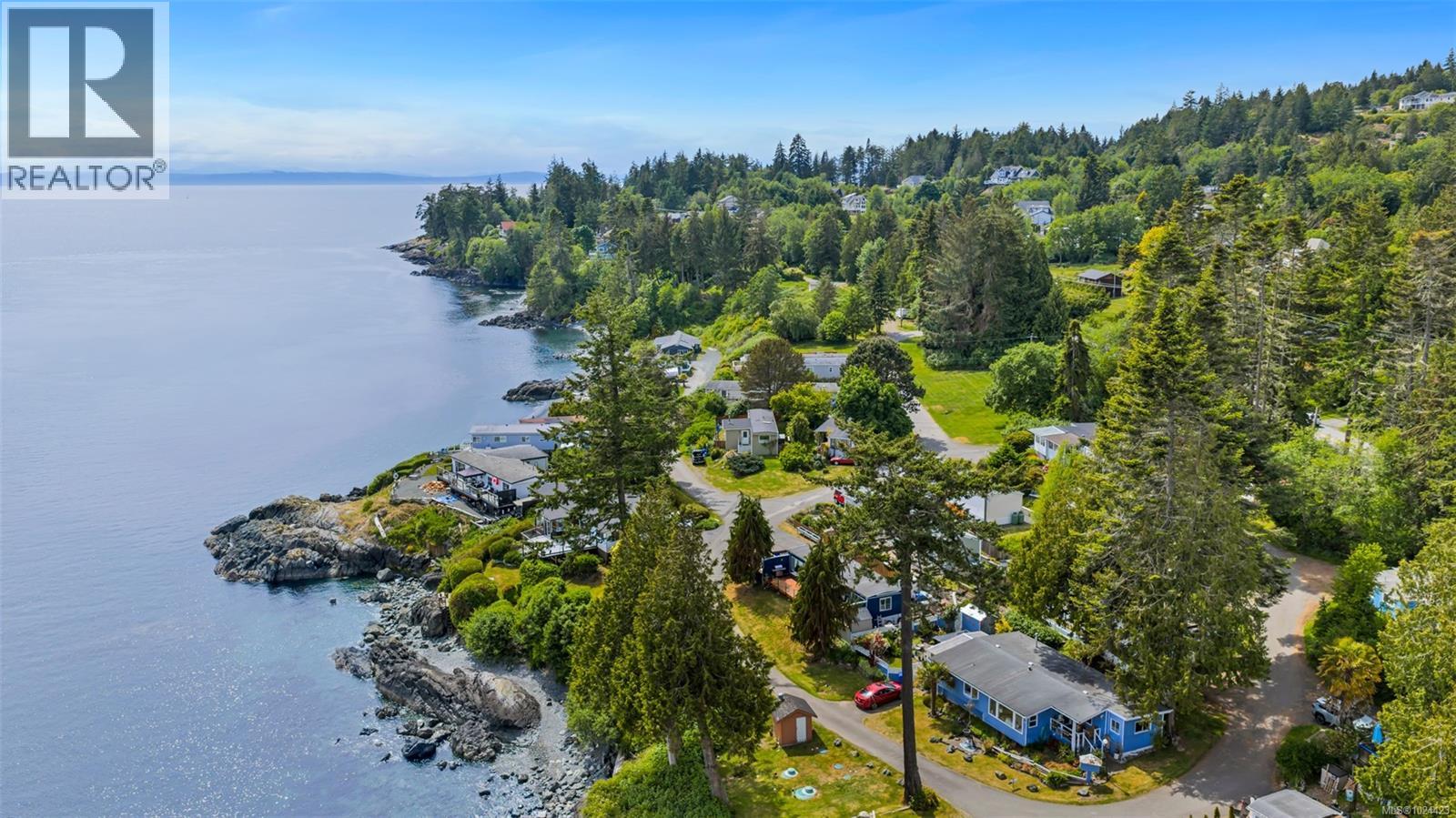 3 8177 West Coast Road, Sooke