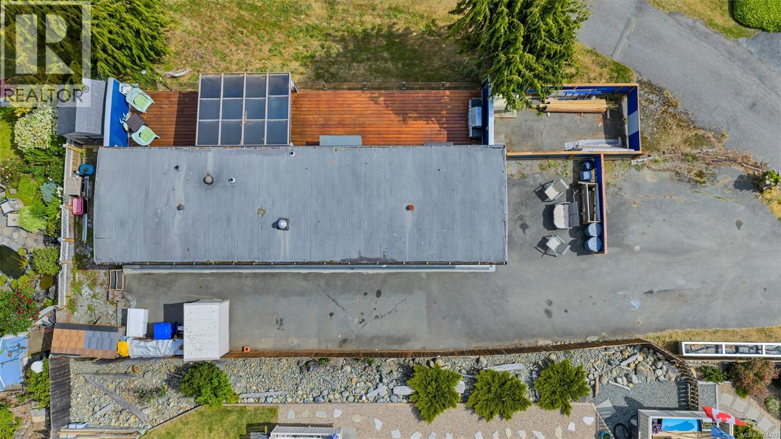 3 8177 West Coast Road, Sooke