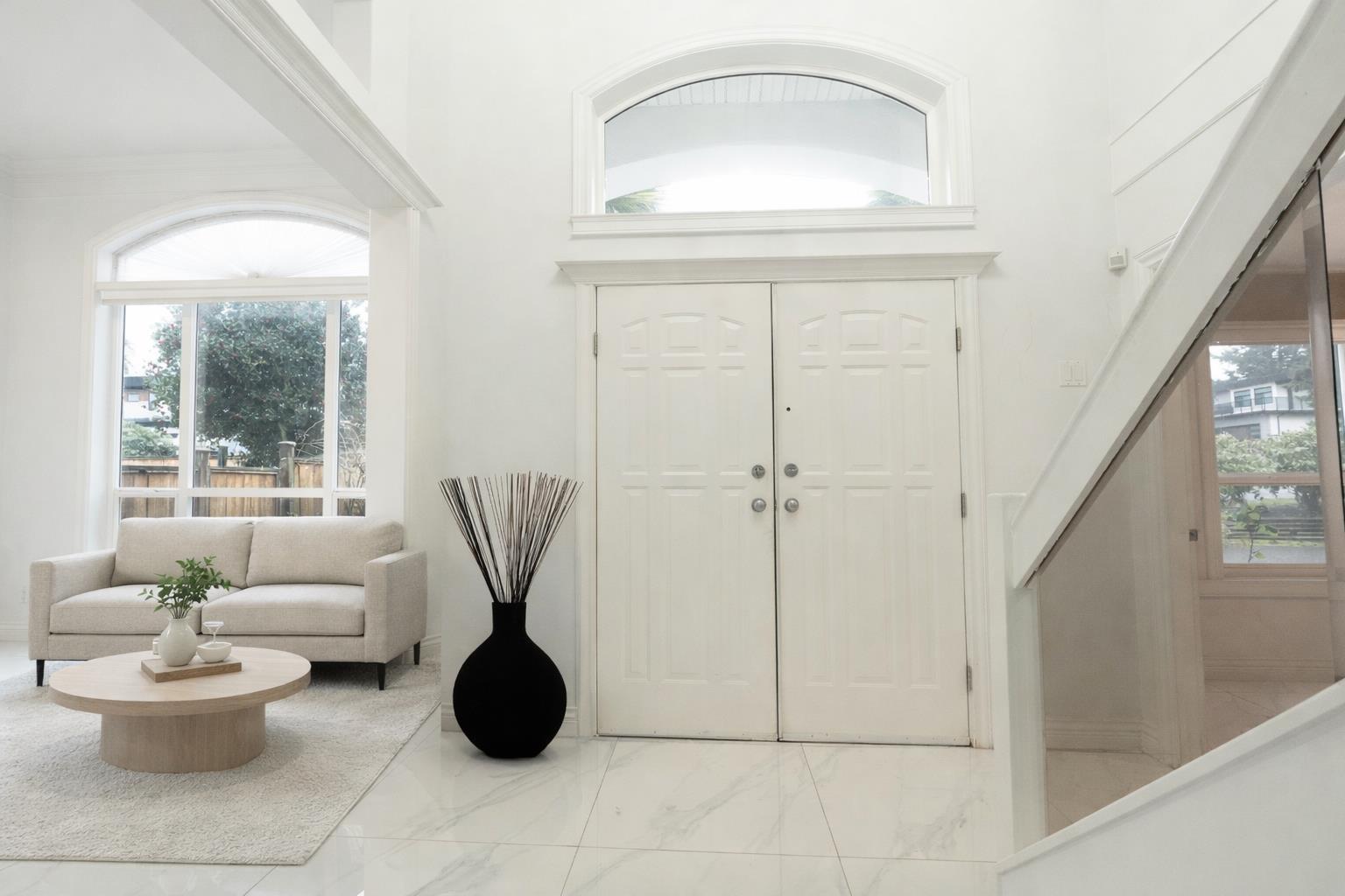 1388 LEE STREET, White Rock