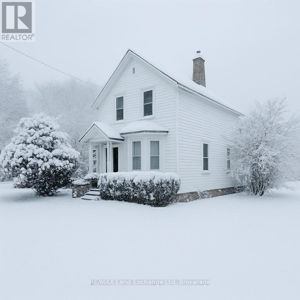 81 PATRICK STREET E - Photo 2 of 18, North Huron (Wingham), Ontario