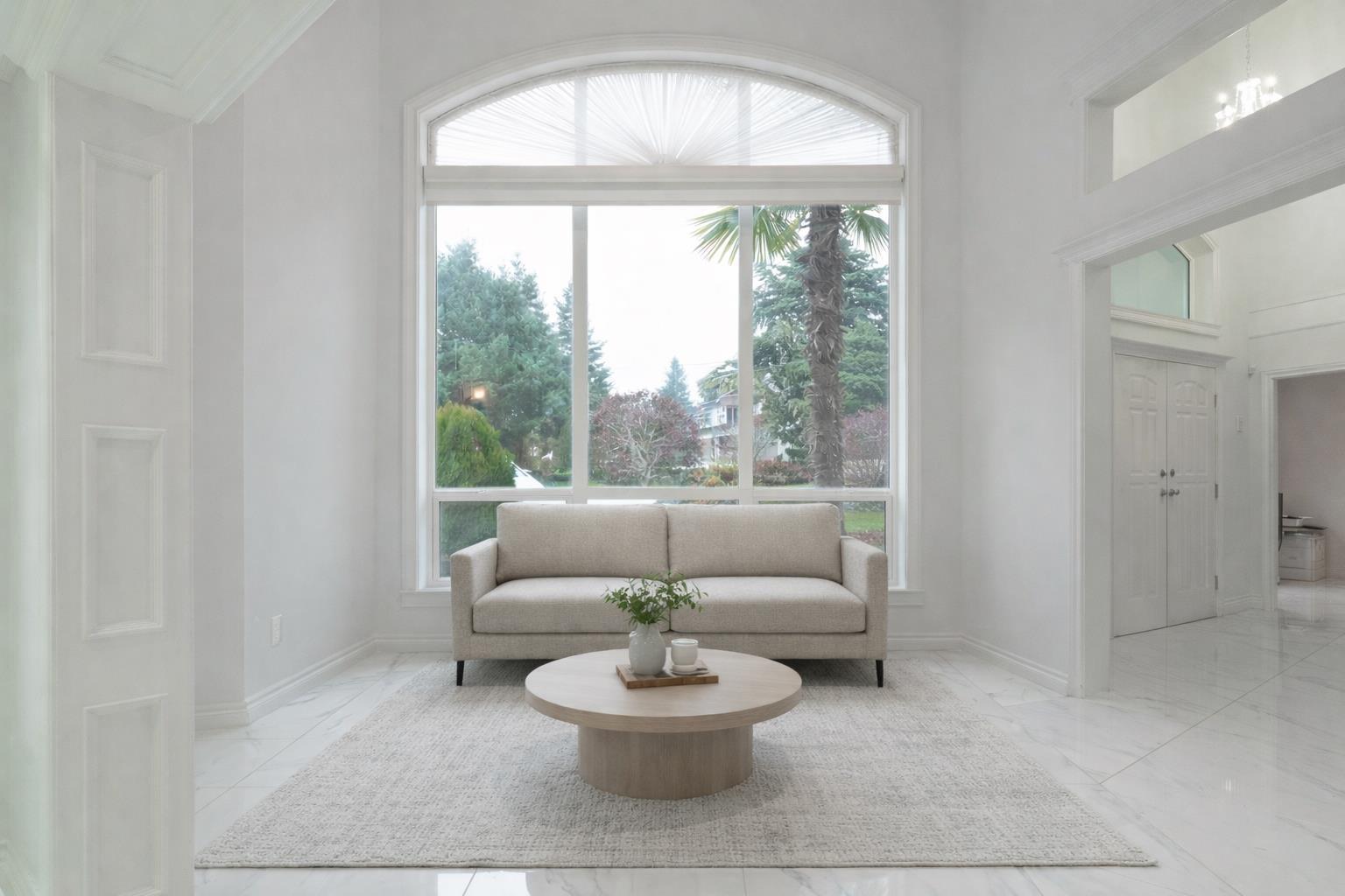 1388 LEE STREET, White Rock