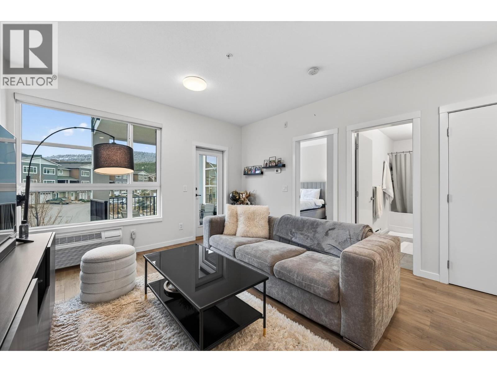 1880 Hugh Allan Drive Unit# 305, Kamloops