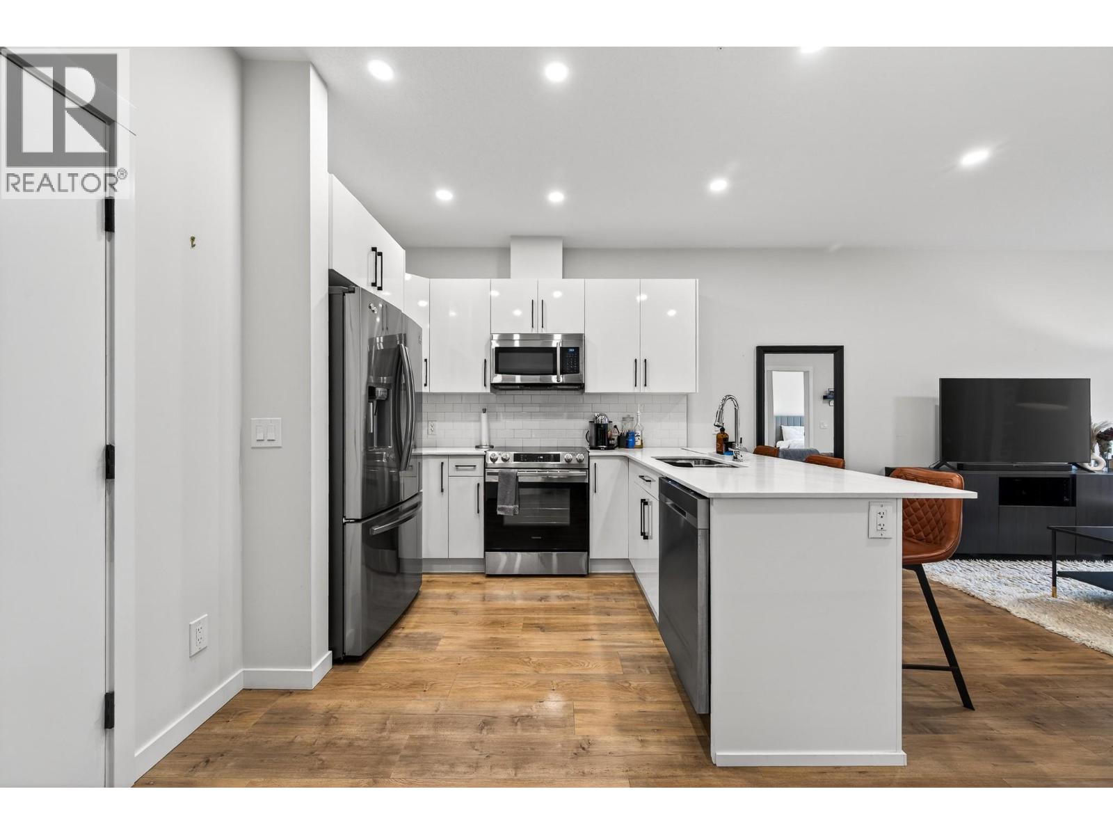 1880 Hugh Allan Drive Unit# 305, Kamloops