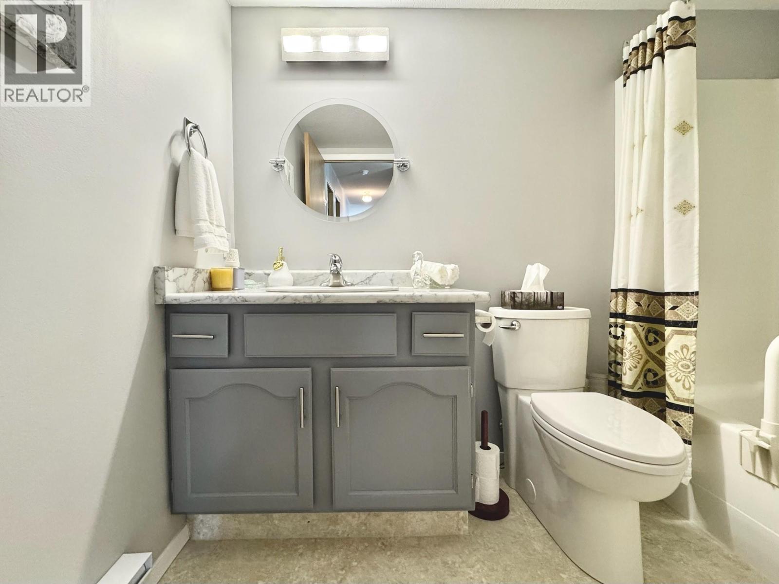 195 Warren Ave Street W Unit# 308, Penticton