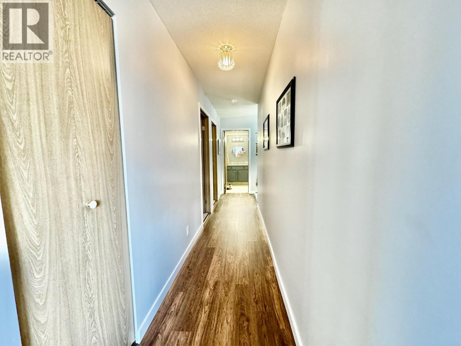 195 Warren Ave Street W Unit# 308, Penticton