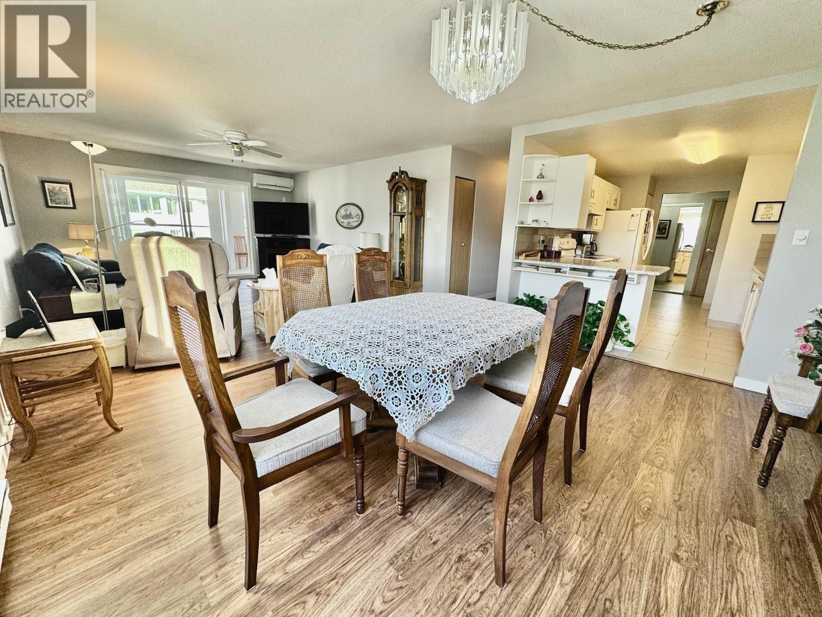 195 Warren Ave Street W Unit# 308, Penticton