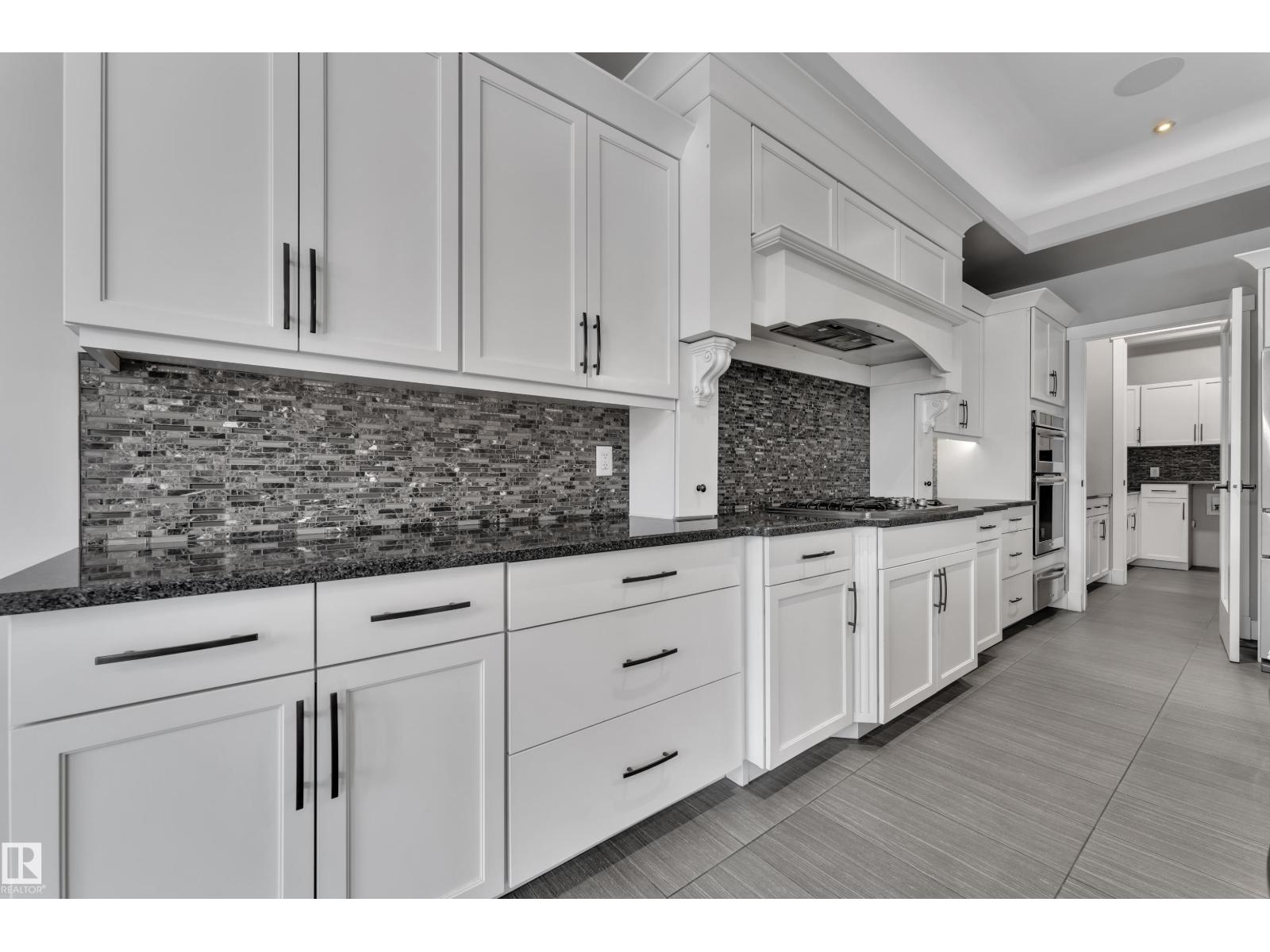 4107 WESTCLIFF HE SW, Edmonton