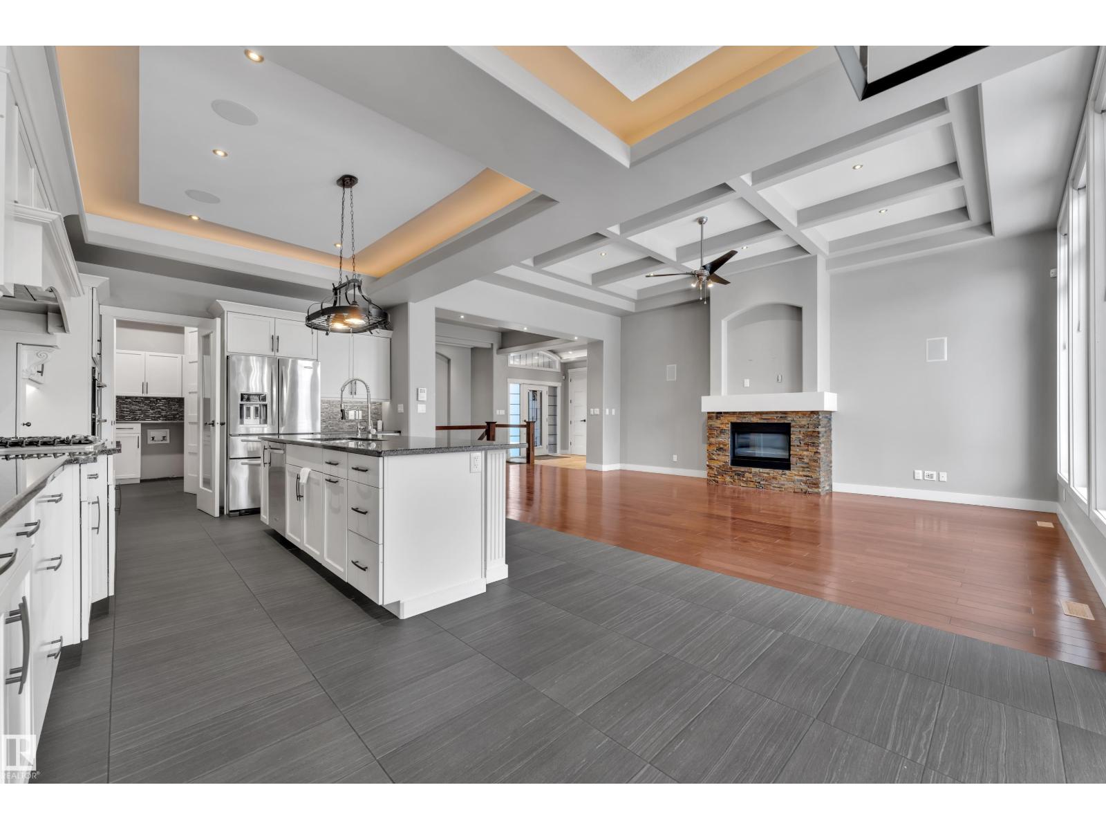 4107 WESTCLIFF HE SW, Edmonton