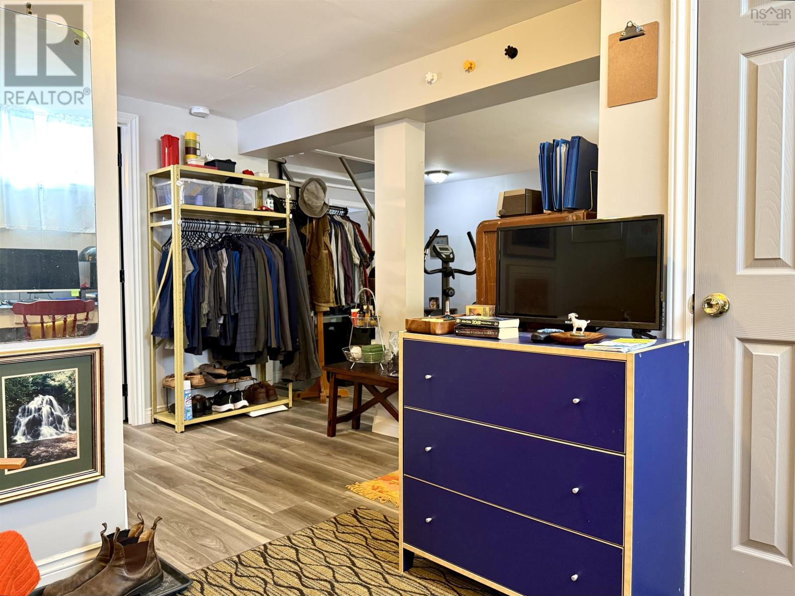 Property 40 of 47 of 24 Rhodes Avenue