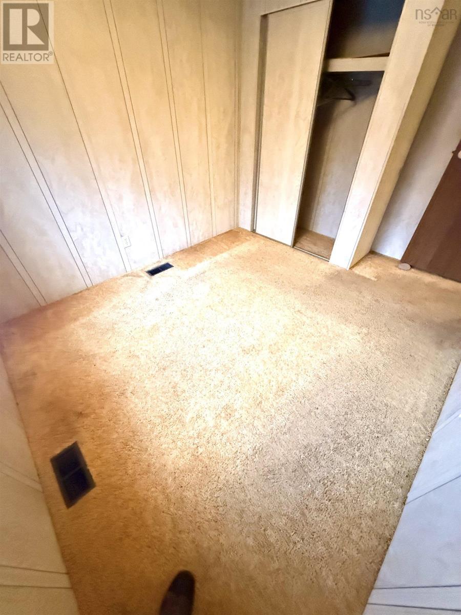 Property 26 of 30 of 8042 Highway 8