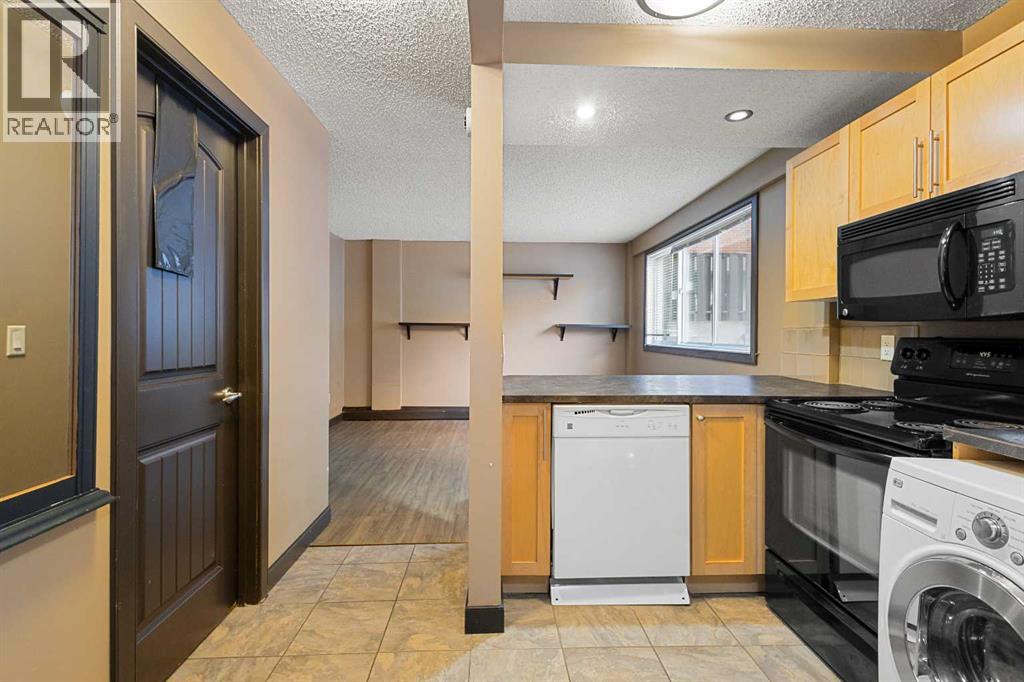 Single Family House Loft for Sale in    Avenue SW Beltline Calgary 