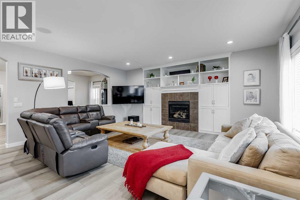 Single Family House for Sale in  Chapalina Court SE Chaparral Calgary 