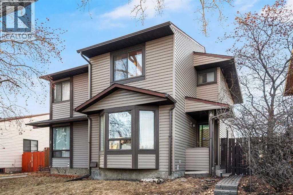 Single Family House for Sale in  Castleglen Road NE Castleridge Calgary 