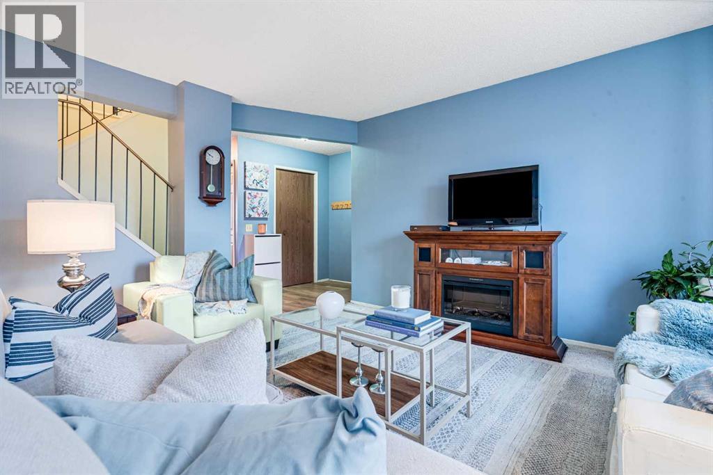 Single Family House for Sale in  Castleglen Road NE Castleridge Calgary 