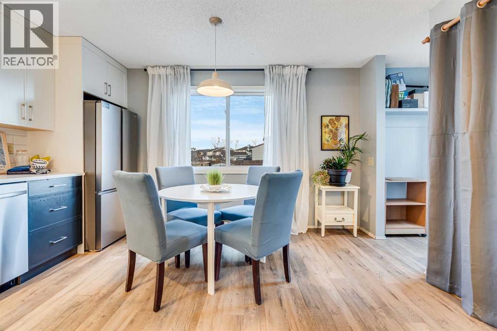 Single Family House for Sale in  Castleglen Road NE Castleridge Calgary 