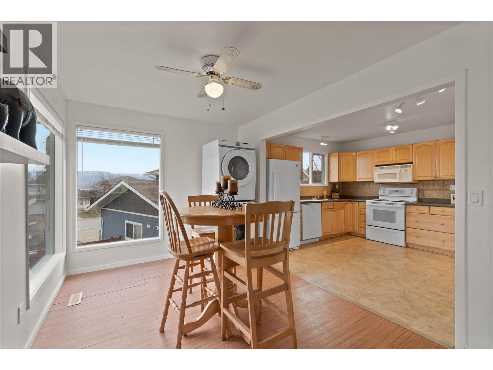 1736 LEIGHTON Place, Kamloops