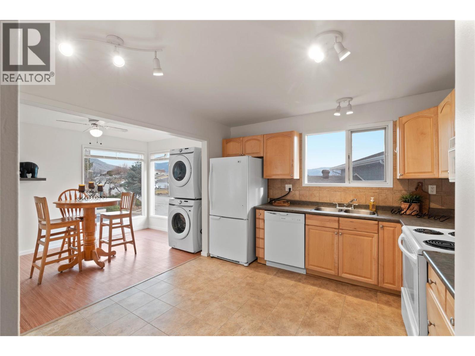 1736 LEIGHTON Place, Kamloops