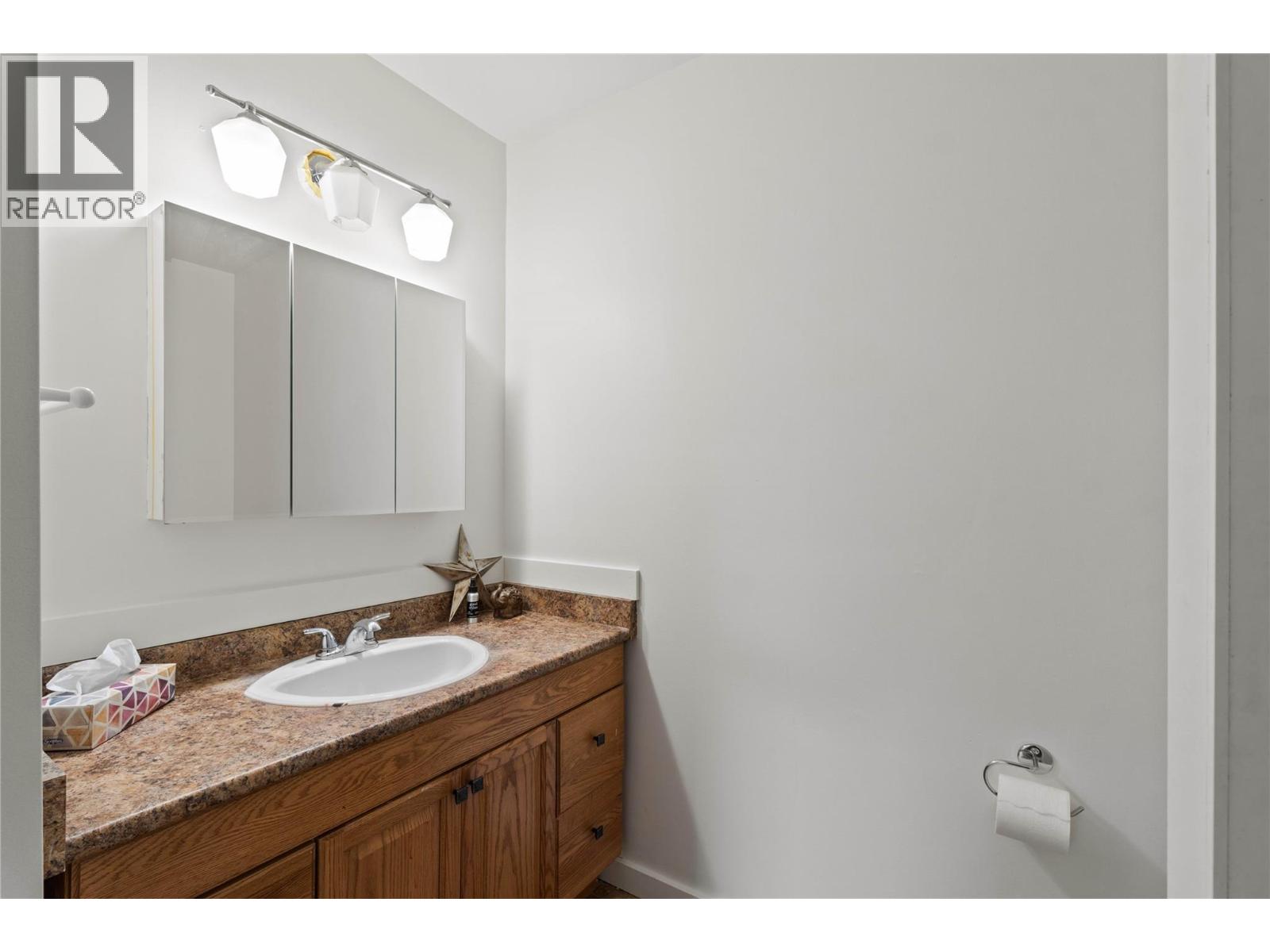 1736 LEIGHTON Place, Kamloops