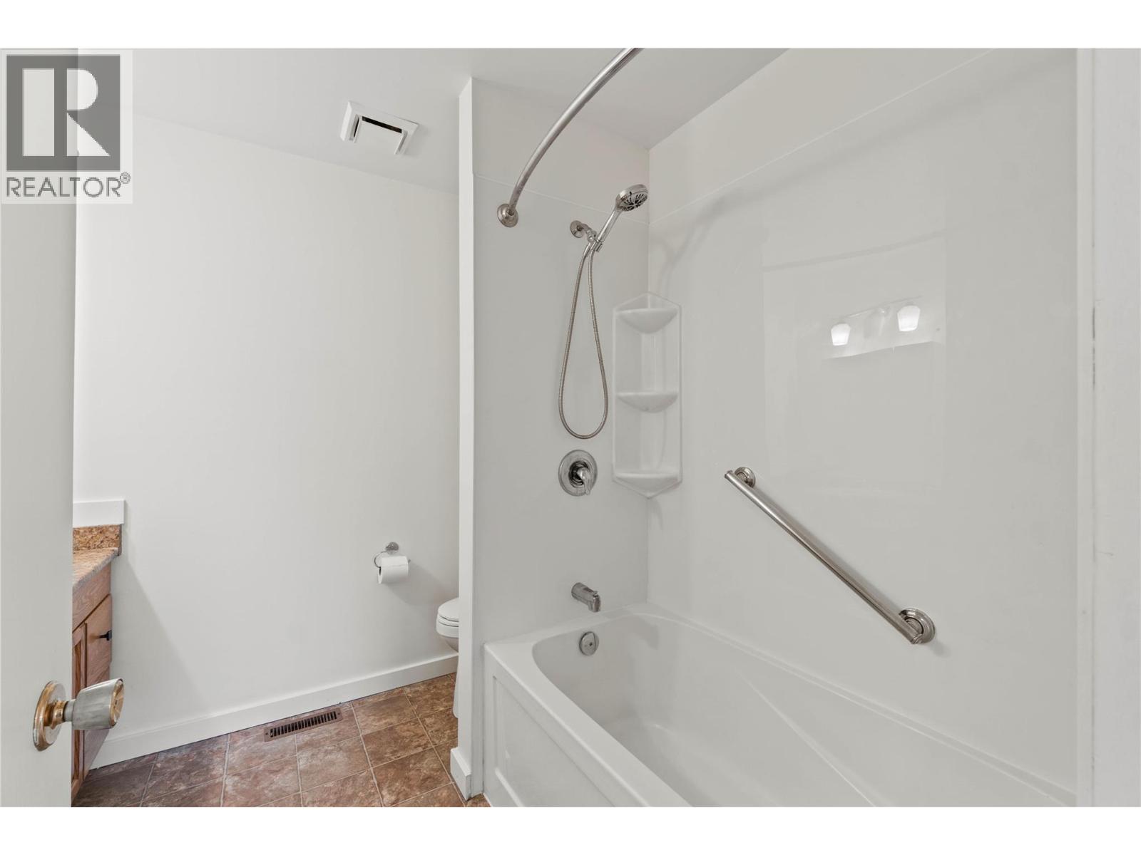 1736 LEIGHTON Place, Kamloops