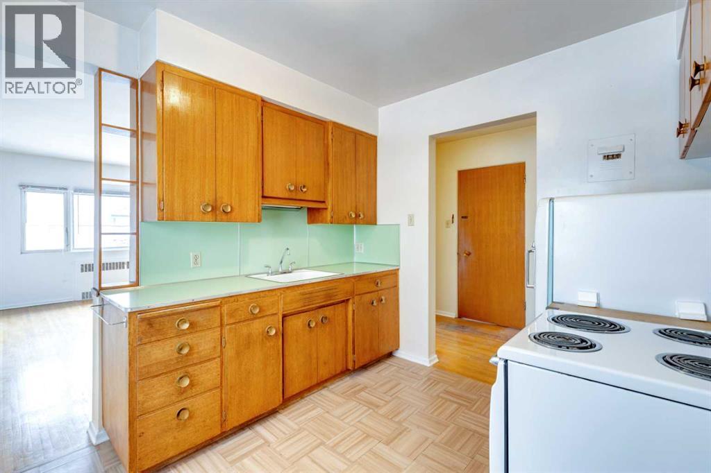 1216 15 Avenue SW - 31