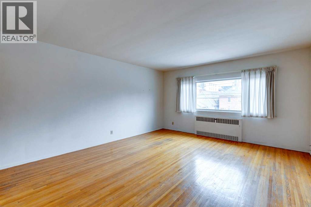 1216 15 Avenue SW - 38