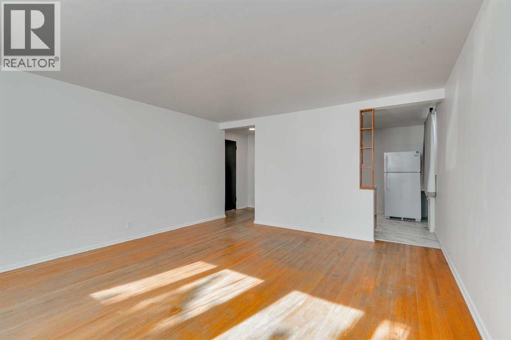 1216 15 Avenue SW - 19