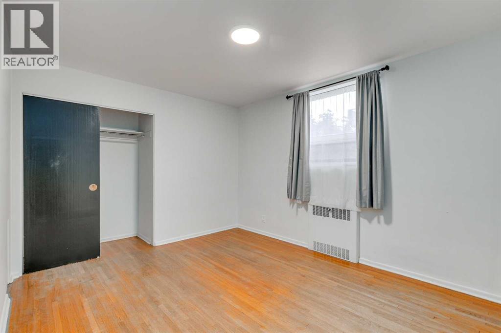 1216 15 Avenue SW - 17