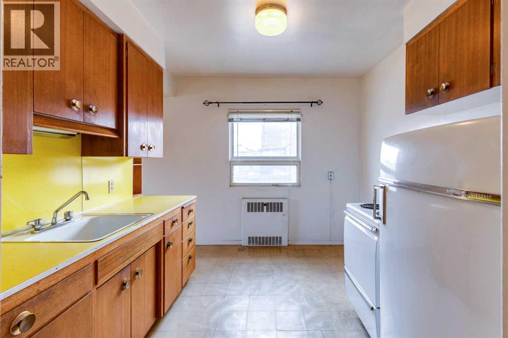 1216 15 Avenue SW - 36