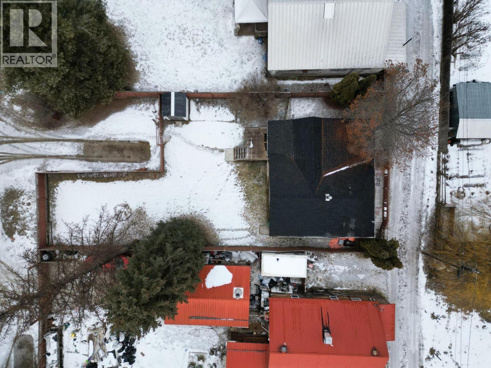 234 Copper Avenue N, Greenwood