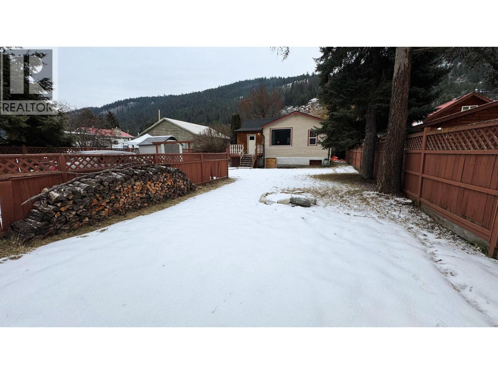 234 Copper Avenue N, Greenwood