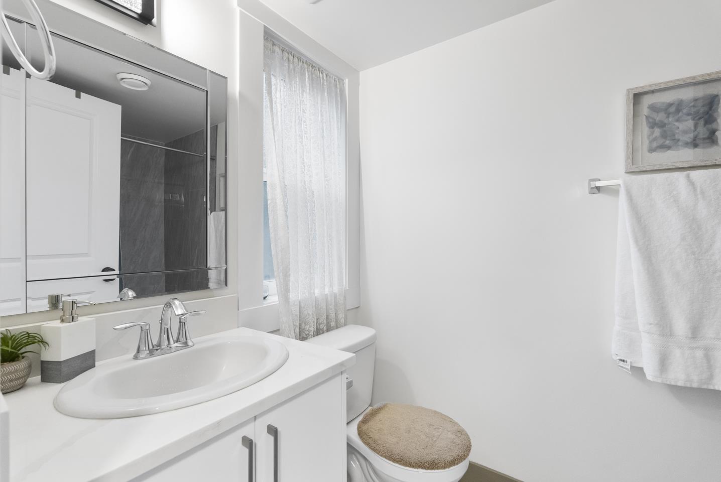 3 548 PARK STREET, Hope, Hope