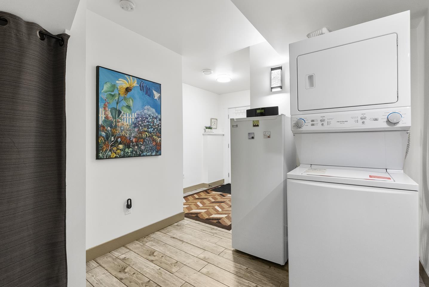 3 548 PARK STREET, Hope, Hope