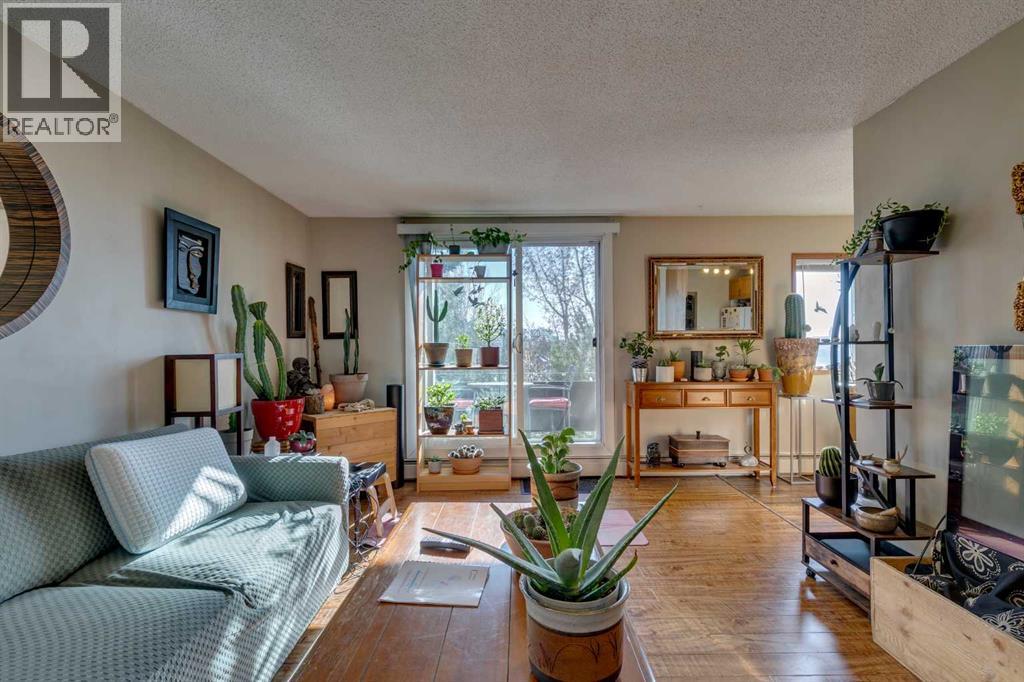 Multi-family House for Sale in  Drury Avenue NE Bridgeland/Riverside Calgary 