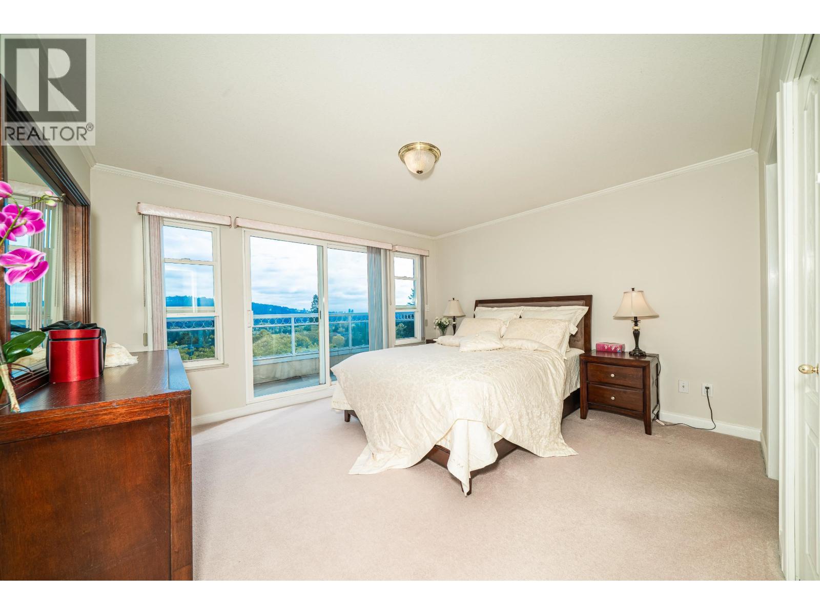 155 ELLESMERE AVENUE, Burnaby