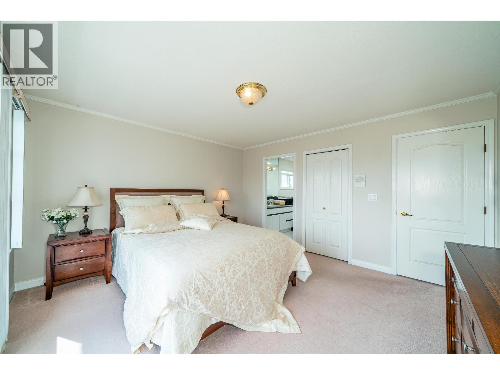 155 ELLESMERE AVENUE, Burnaby