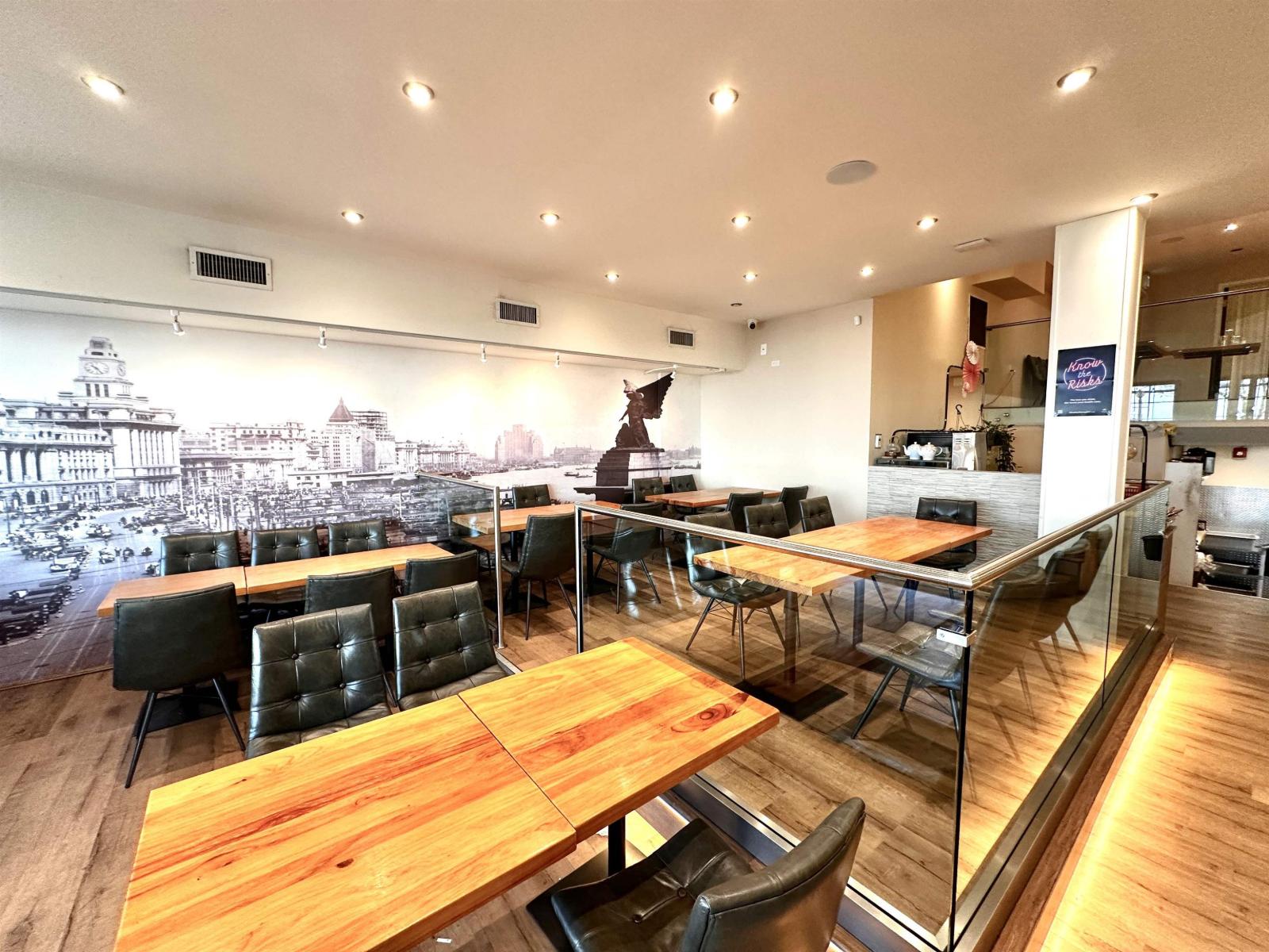 100 15057 MARINE DRIVE, White Rock