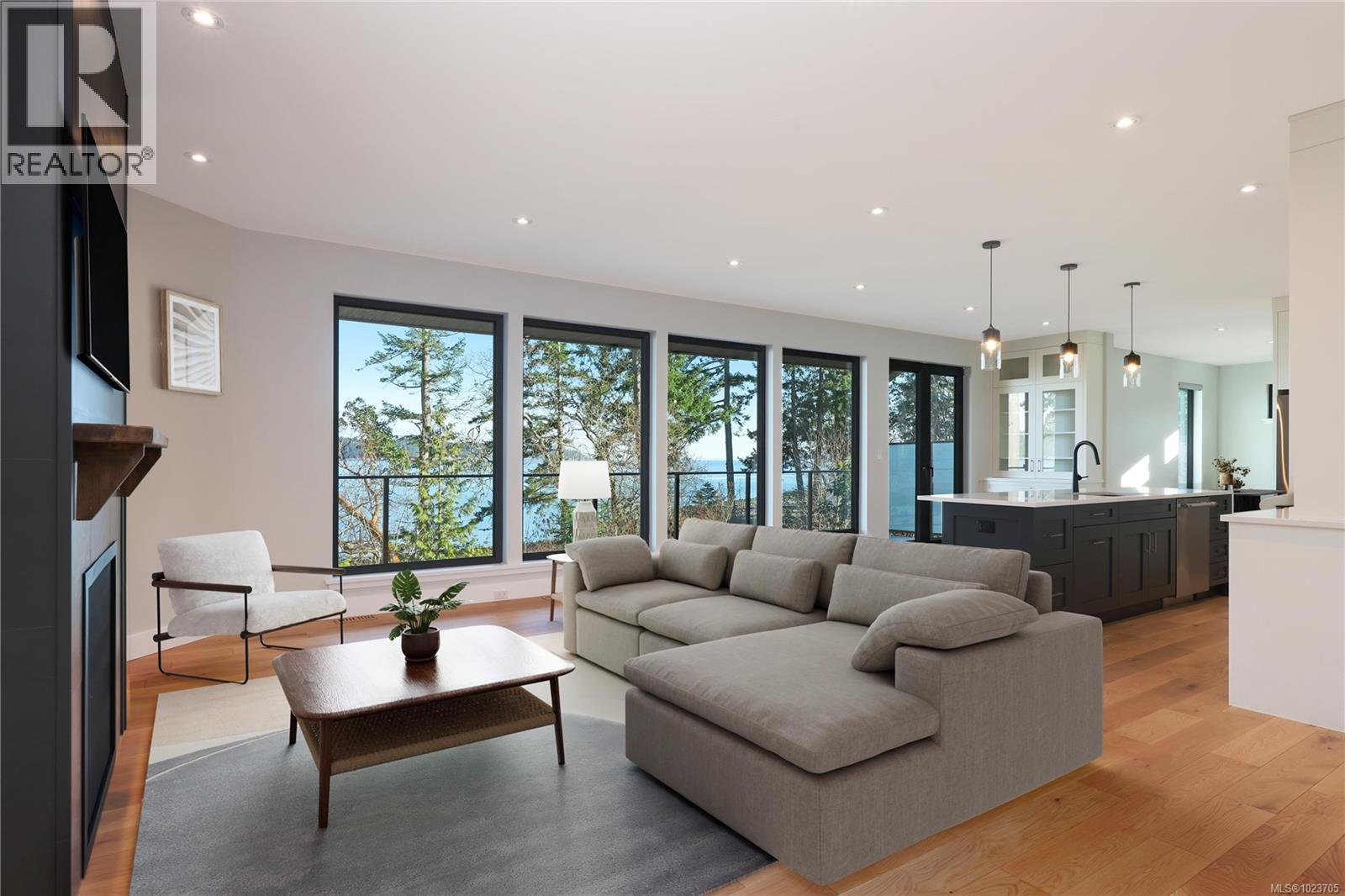 176 Baynes Dr, Fanny Bay