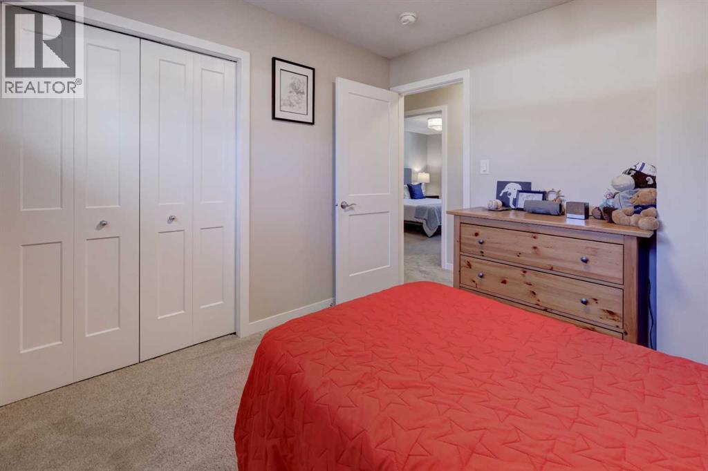 Single Family House for Sale in  Breen Crescent NW Brentwood Calgary 