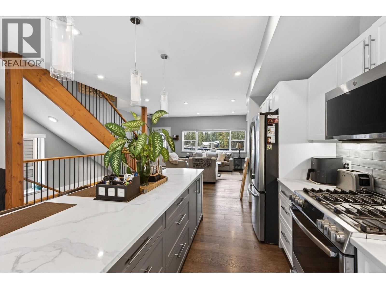 #4 1512 GRANITE Drive - 14