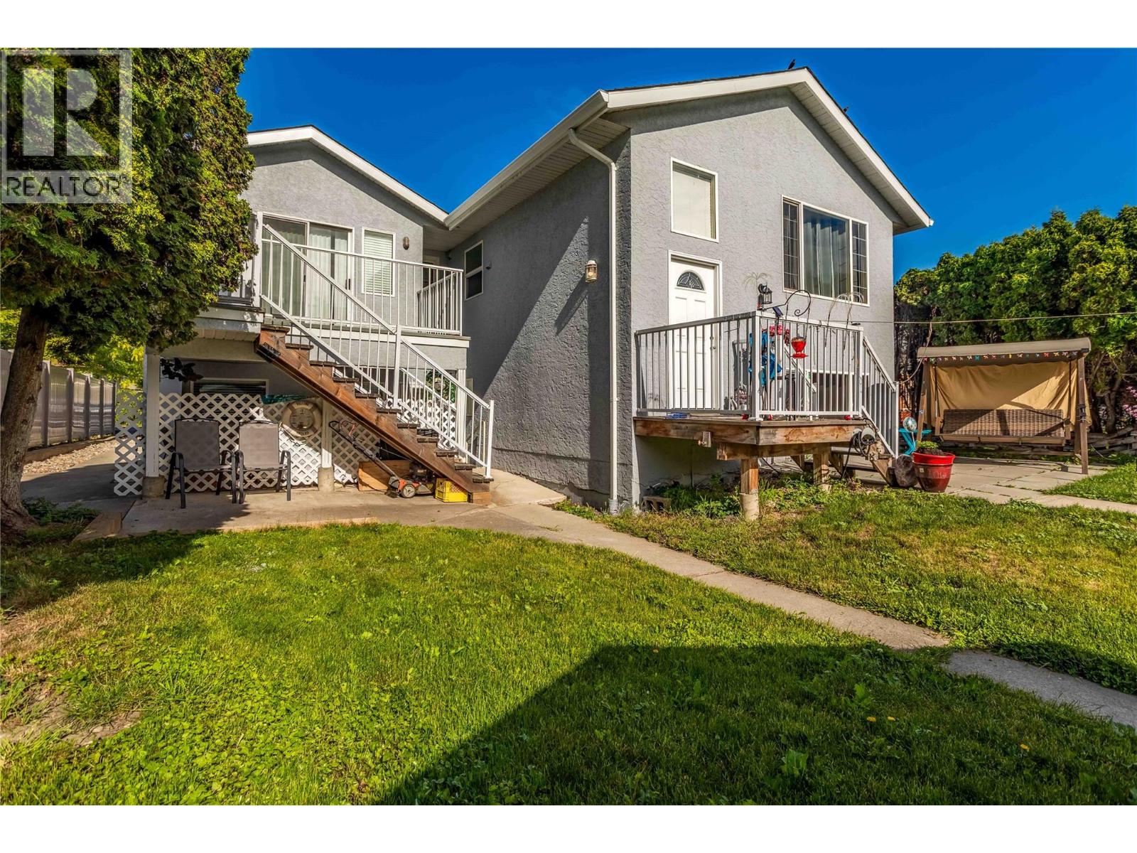885 Walrod Street - 3