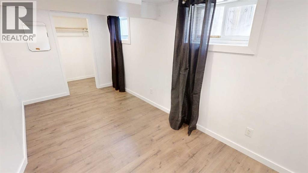 Single Family House Bungalow for Sale in   Avenue S Victoria Park Lethbridge 