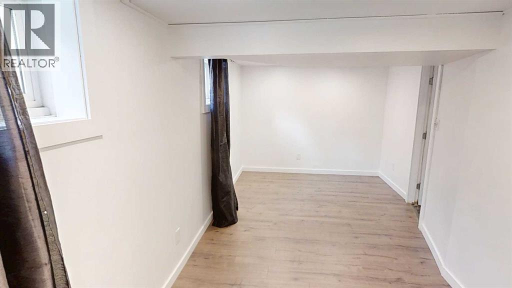 Single Family House Bungalow for Sale in   Avenue S Victoria Park Lethbridge 