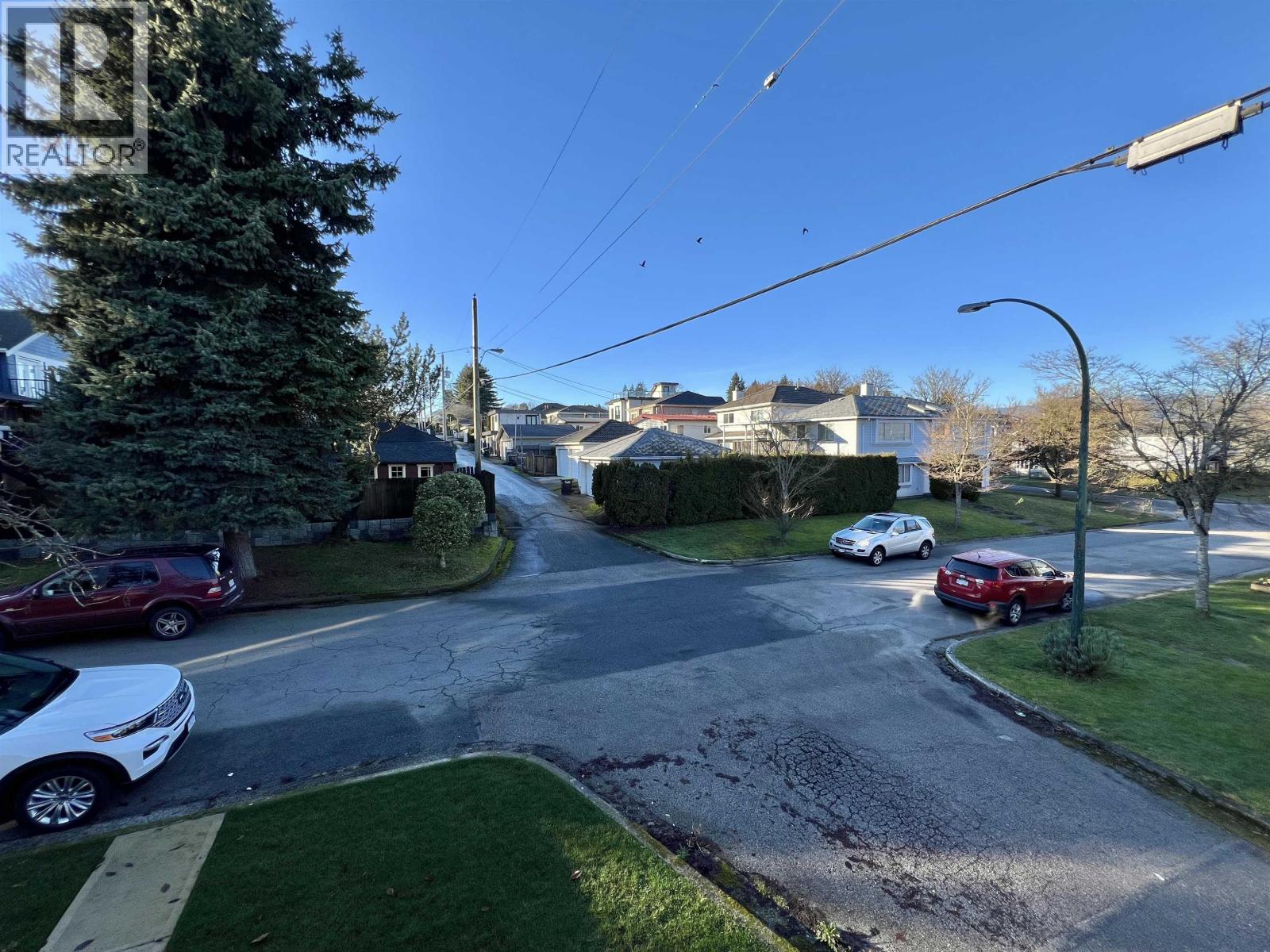 House in Vancouver - Image 13