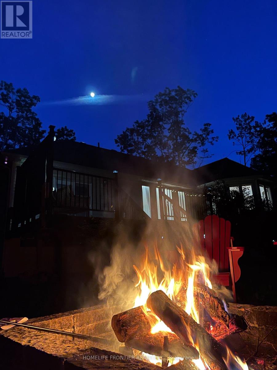 42 FOREST CIRCLE - 36