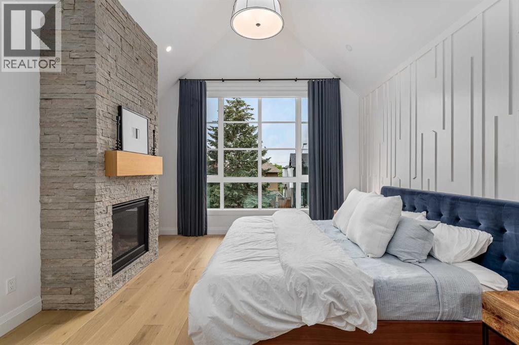 Single Family House for Sale in   Avenue SW Altadore Calgary 