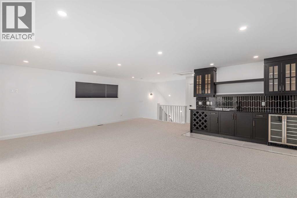 Single Family House for Sale in   Avenue SW Altadore Calgary 